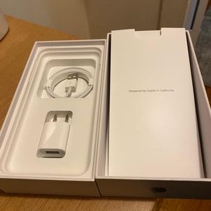 iPhone 8 plus silver 256GB - Unlocked CDMA /GSM